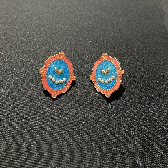 💕💗vintage style enamel earrings - Picture 3 of 5